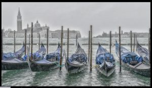 01-Foto-del-Mese-Gennaio-2023-Autore-Carlo-Lonzi-Titolo-Ricordi-di-Venezia-e1742410482996-300x173 