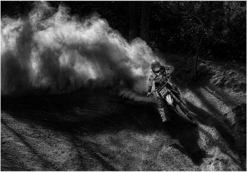 RIVA-DARIO-TEMA-A-MOTOCROSS-108 21° CONCORSO FOTOGRAFICO UIF-INTERNET 2024