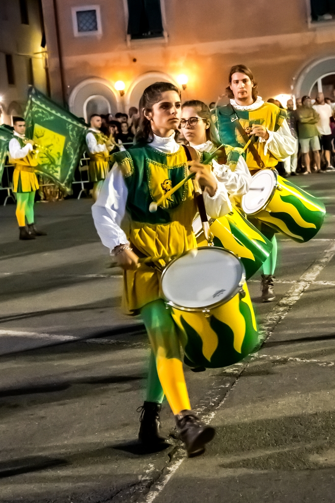 PALIO-DI-BIENTINA-_PI_-_TAMBURINI-E-SBANDIERATORI__007 Antonino Mancuso