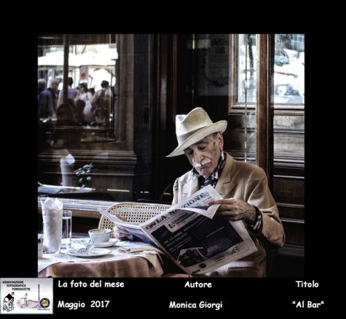 05-Foto-del-Mese-Maggio-2017-Autore-Monica-Giorgi-Titolo-Al-bar Associazione Fotografica Fornacette (PI)