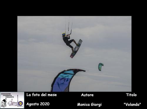 8-Foto-del-Mese-Agosto-2020-Autore-Monica-Giorgi-Titolo-volando Associazione Fotografica Fornacette (PI)