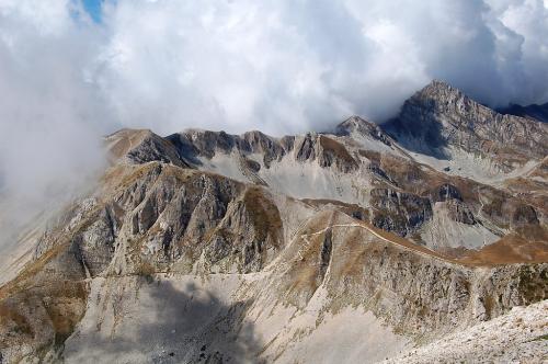 Maria-Di-Gregorio-Rifugio-Duca-degli-Abruzzi-Parco-Gran-Sasso-Laga Collettiva soci UIF Abruzzo La Genziana