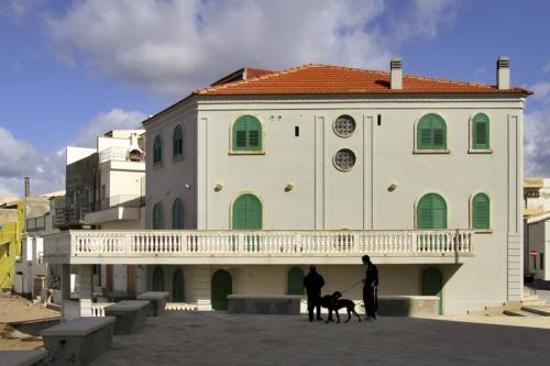 DINATALE-ROSARIO-LA-CASA-DI-MONTALBANO Circolo Fotografico Immagine Monreale (PA)