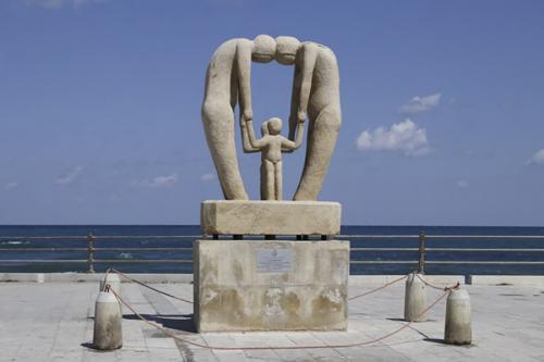 LONGO-PIETRO-SOLIDA-FAMIGLIA-DI-PIETRA-AD-ASPRA Circolo Fotografico Immagine Monreale (PA)