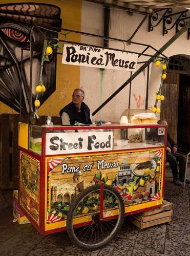 SAVARINO-FRANCESCO-Street-food-Mercato-del-Capo Circolo Fotografico Immagine Monreale (PA)