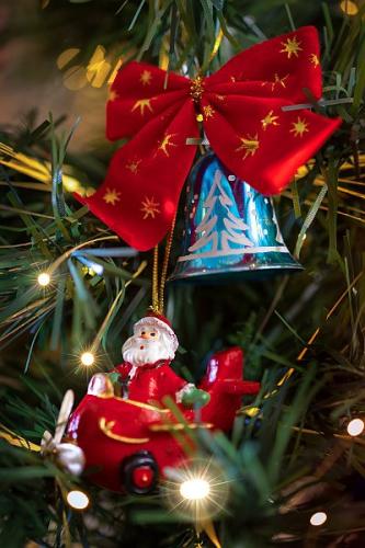G.ARTALE-UN-BABBO-NATALE-IN-VOLO Circolo Fotografico Immagine Monreale (PA)