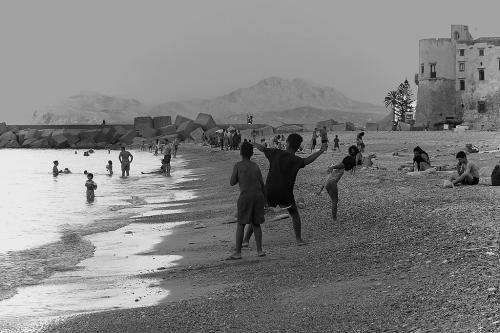 23-VITTORIO-ARTALE-GIOCHI-DA-SPIAGGIA Circolo Fotografico Immagine Monreale (PA)