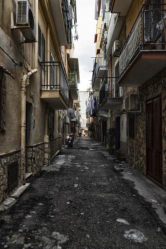 23-DI-PRIMA-EZIO-TRA-I-VICOLI-DELLARENELLA Circolo Fotografico Immagine Monreale (PA)
