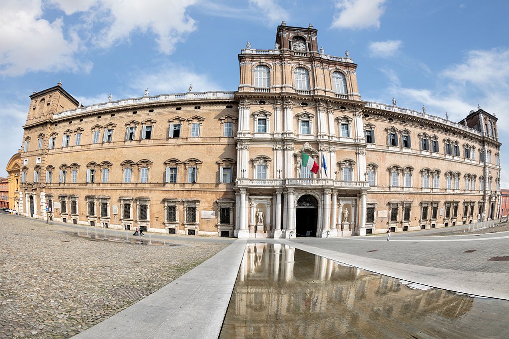 11-MODENA-ACCADEMIA-MILITARE-TRA-ARTE-E-RIFLESSI Giovanni Artale