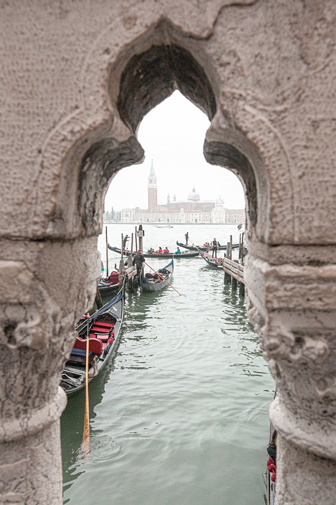 11-SPIRAGLI-VENEZIANI-TRA-LA-NEBBIA Giovanni Artale