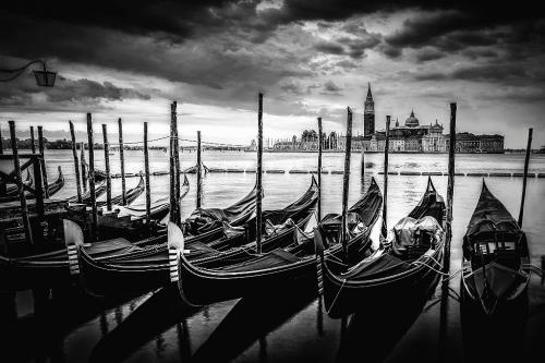 Alba-infuocata-a-Venezia-Licia-De-Marco-Opera-Segnalata 5° CONCORSO FOTOGRAFICO CITTA' DI SAN GIOVANNI IN FIORE