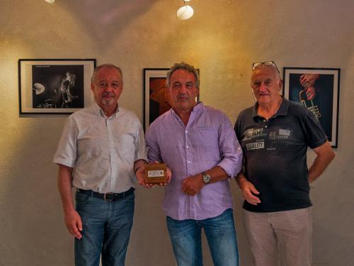IL-SINDACO-DI-ORMEA-CON-GIORGIO-FERRARIS-SAMBUCO-MASSIMO-E-GANDOLFO-PIETRO 7° Concorso fotografico “La musica nel cuore” - Ormea (CN)