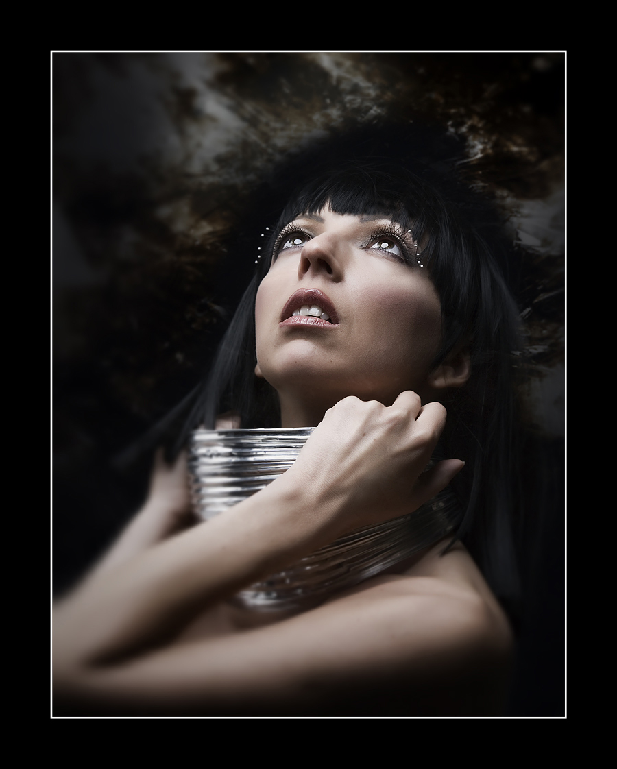 697890 Ilona Pulkstene