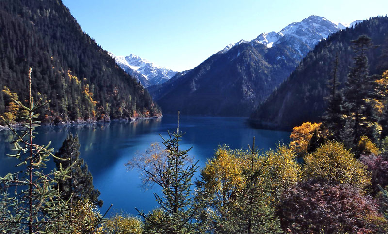Nature-beauty-of-lakes-and-mountains Zhang Li Qun