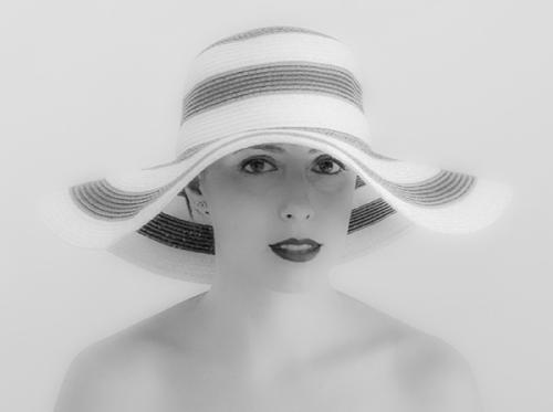 GIUDICE-MONICA-WOMAN-64 20° CONCORSO FOTOGRAFICO UIF-INTERNET 2023