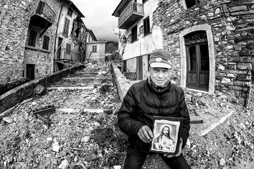 STUPAZZONI-PAOLO-PER-NON-DIMENTICARE-SOPRAVISSUTO-ARQUATA 20° CONCORSO FOTOGRAFICO UIF-INTERNET 2023